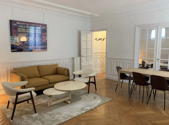 Appartement à louer, 3 pièces - Paris 75017