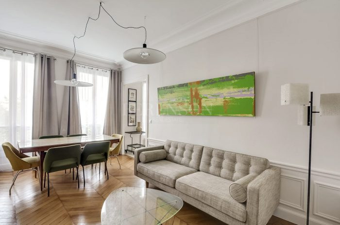 Appartement à louer, 3 pièces - Paris 75008