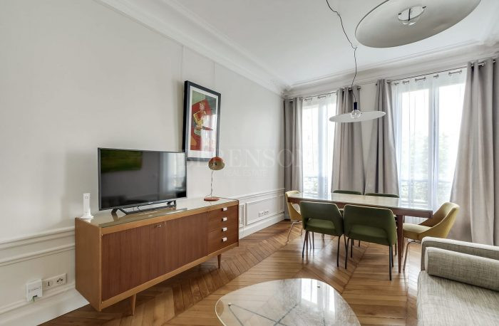 Appartement à louer, 3 pièces - Paris 75008