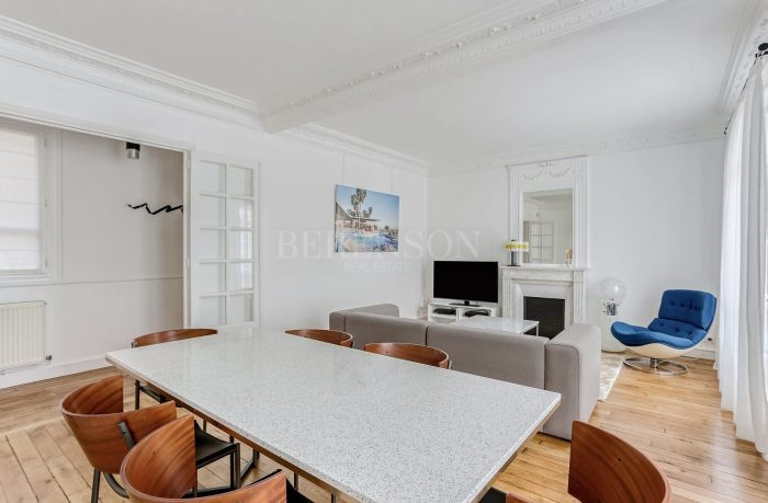 Appartement à louer, 4 pièces - Paris 75001