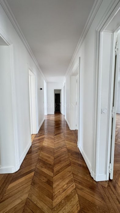 Appartement à louer, 7 pièces - Paris 75008