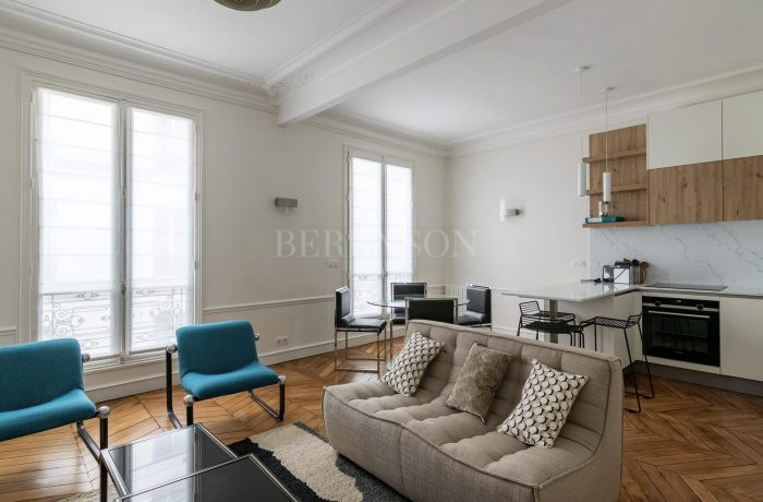 Appartement à louer, 3 pièces - Paris 75008