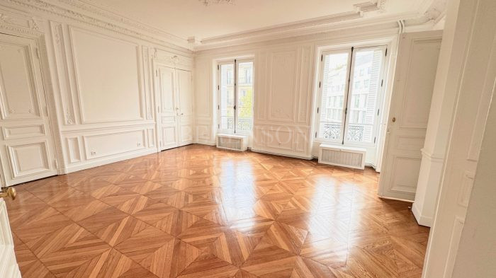 Appartement à louer, 6 pièces - Paris 75008