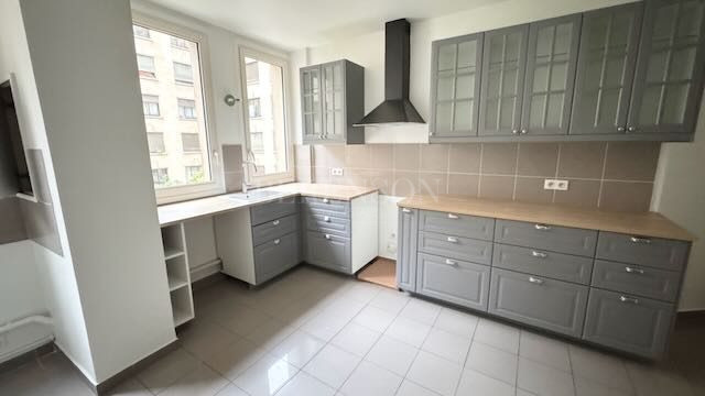 Appartement à louer, 4 pièces - Paris 75016