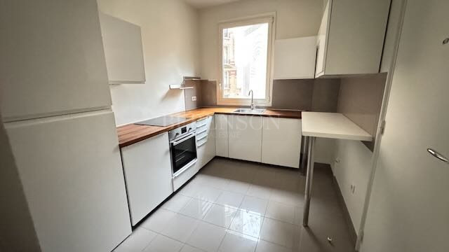 Appartement à louer, 4 pièces - Paris 75016