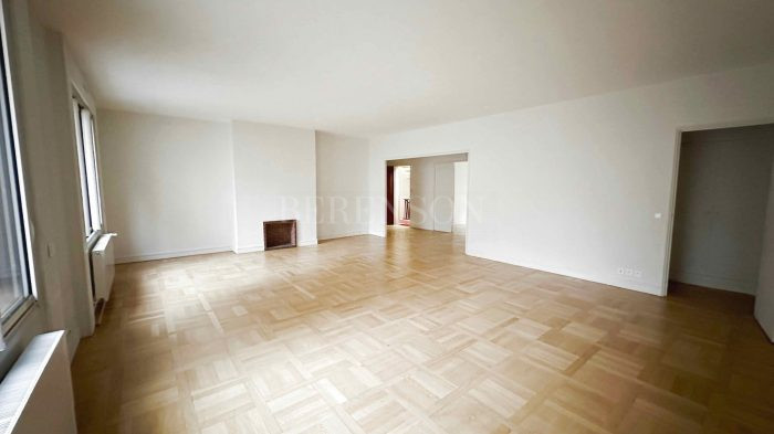 Appartement à louer, 4 pièces - Paris 75016