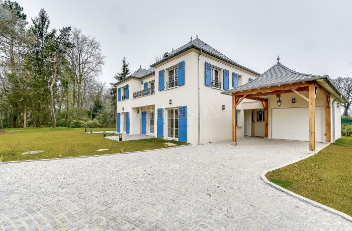 Villa à louer, 6 pièces - La Celle-Saint-Cloud 78170