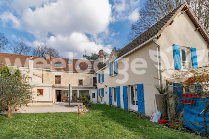 Vente Maison/Villa MAURECOURT 78780 Yvelines FRANCE