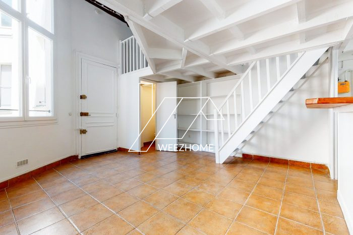 Apartment for rent, 3 rooms - Paris 75002