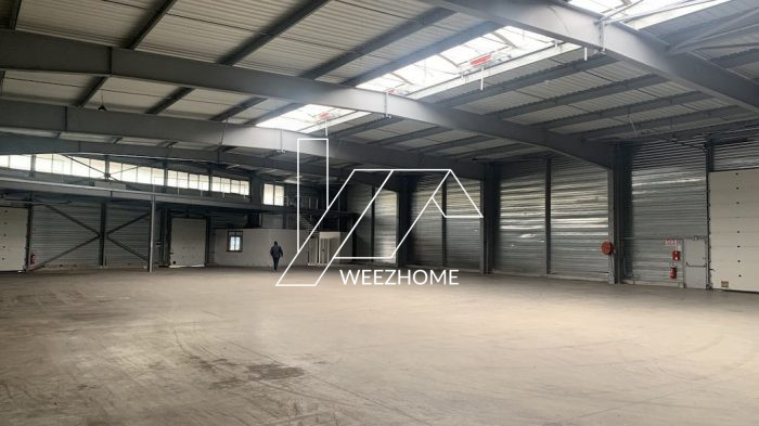 Warehouse for rent, 4000 m² - Fesches-le-Châtel 25490