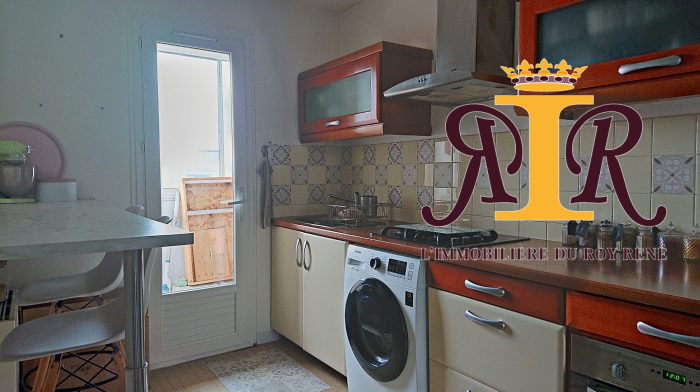 Appartement à vendre, 2 pièces - Rognac 13340