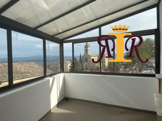 Photo appartement de 100 m2 refait à neuf avec terrasse véranda et vues panoramiques image 3/17