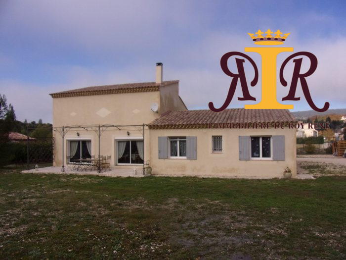 Villa à vendre, 5 pièces - Saint-Saturnin-lès-Apt 84490