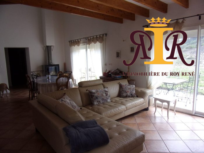 Villa à vendre, 5 pièces - Saint-Saturnin-lès-Apt 84490
