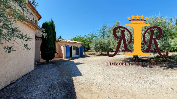 Photo Villa d'architecte avec son oliveraie et vue panoramique image 14/36