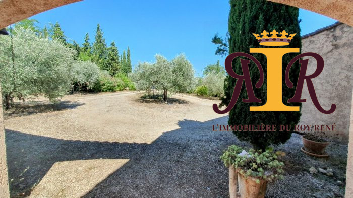 Photo Villa d'architecte avec son oliveraie et vue panoramique image 9/36