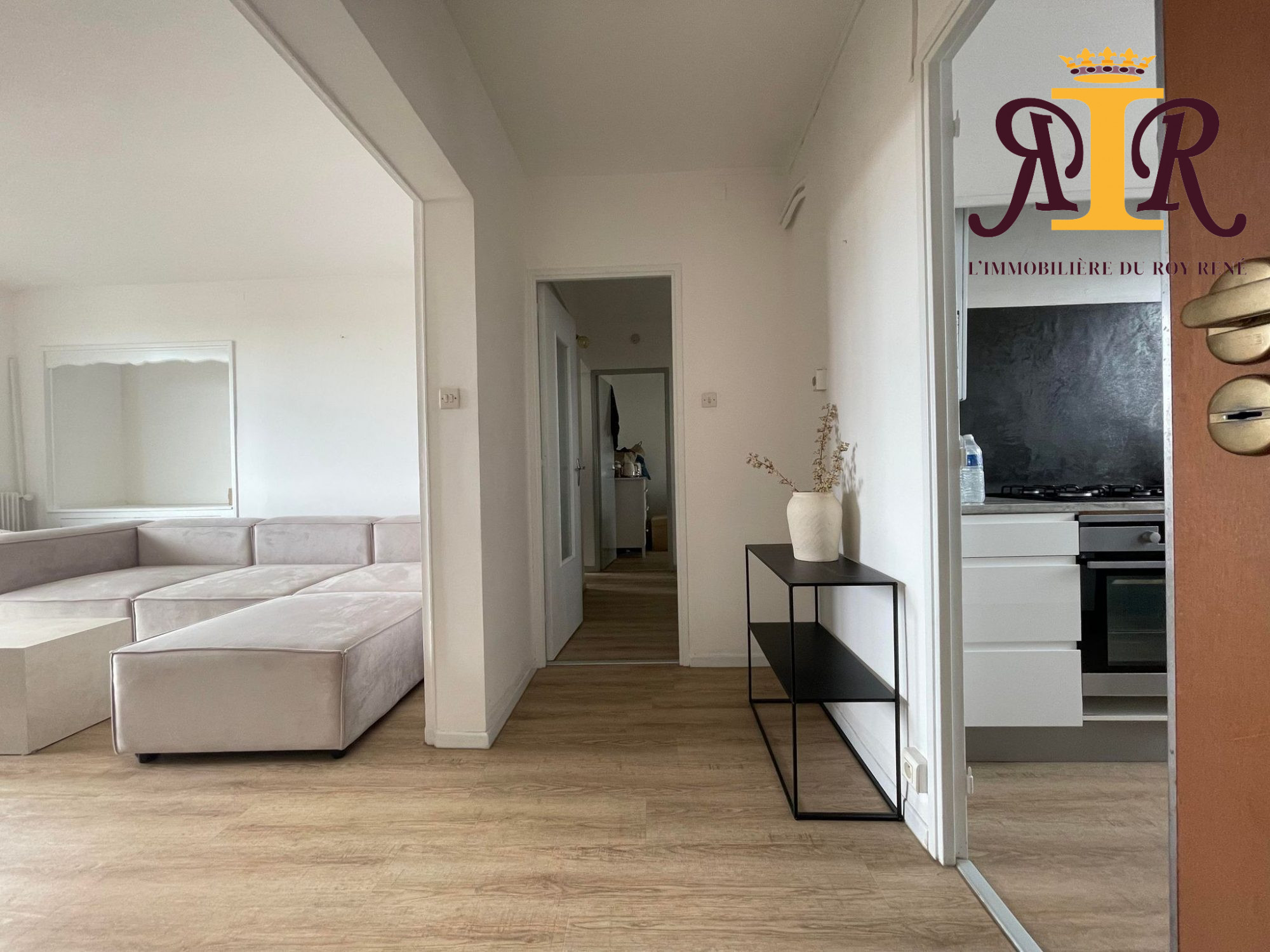 Vente Appartement 58m² 3 Pièces à Arles (13200) - Immobiliere Du Roy Rene