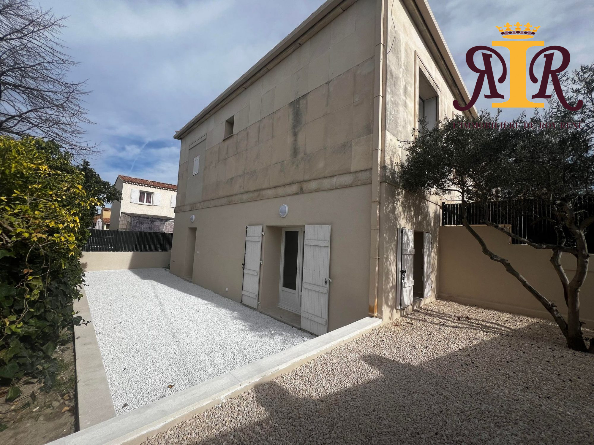 Vente Appartement 80m² 3 Pièces à Arles (13200) - Immobiliere Du Roy Rene