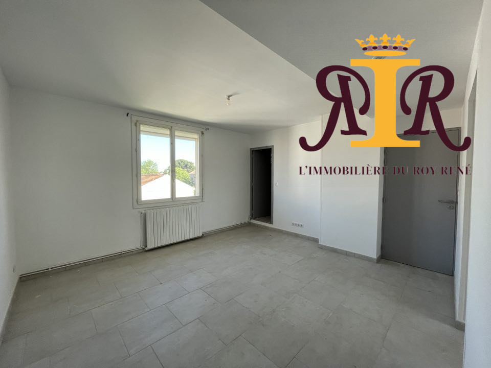 Vente Appartement 58m² 4 Pièces à Arles (13200) - Immobiliere Du Roy Rene