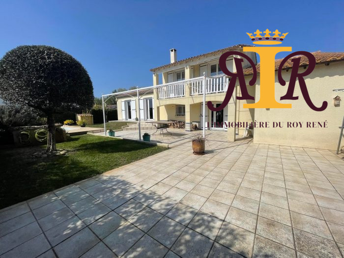 Villa à vendre, 5 pièces - Arles 13200