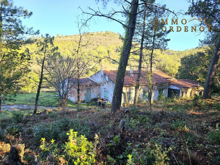 Villa à vendre, 5 pièces - Rocbaron 83136