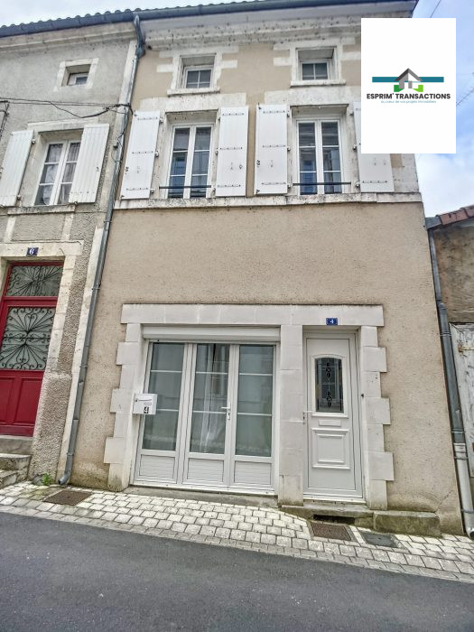 Vente Maison/Villa BARBEZIEUX-SAINT-HILAIRE 16300 Charente FRANCE