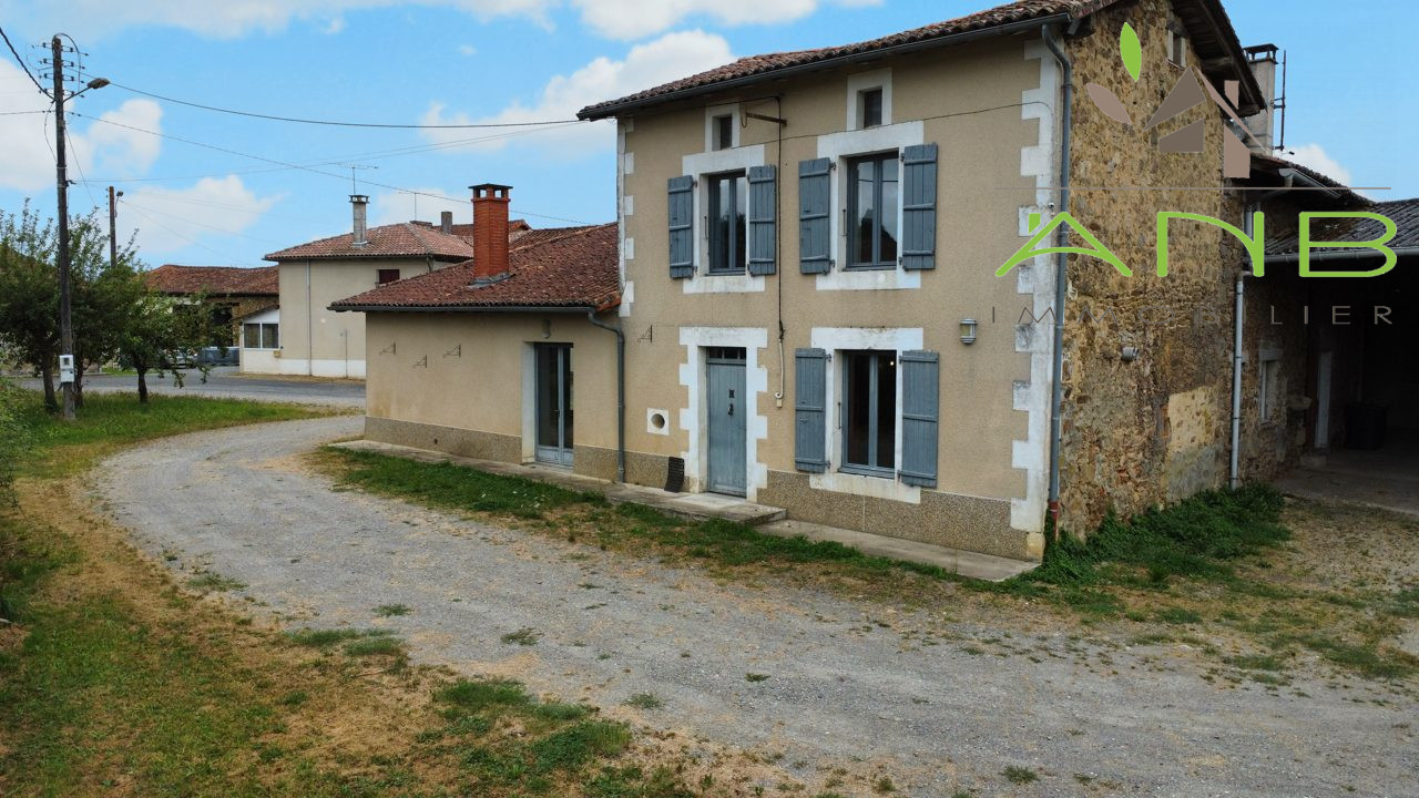 Vente Maison/Villa MASSIGNAC 16310 Charente FRANCE