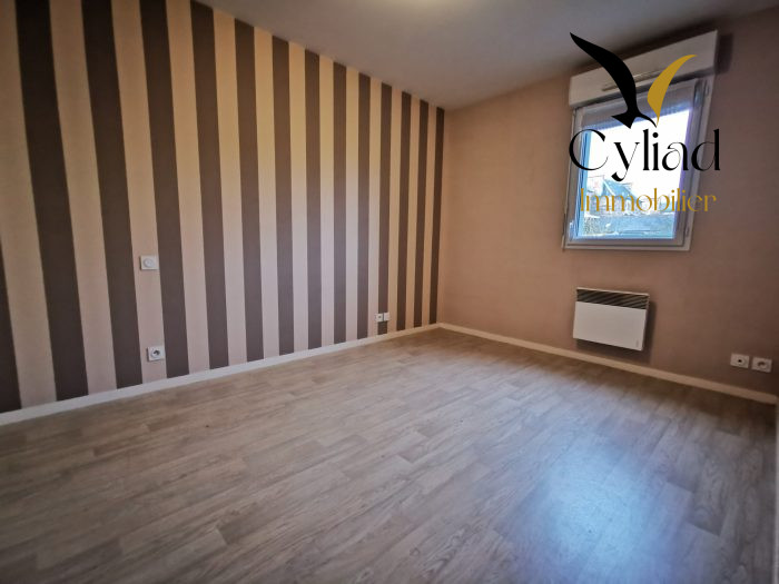 Appartement à louer, 2 pièces - Châteauneuf-d'Ille-et-Vilaine 35430