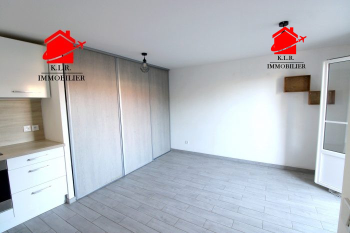 Studio à vendre, 1 pièce - Saint-Laurent-du-Var 06700