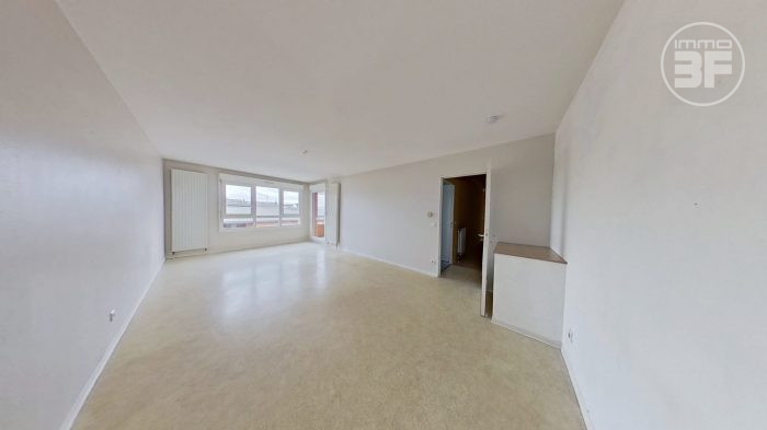 Apartment for sale, 3 rooms - Saint-Louis 68300