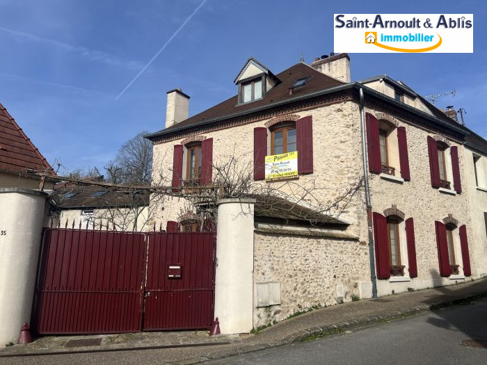 Vente Maison/Villa SAINT-ARNOULT-EN-YVELINES 78730 Yvelines FRANCE