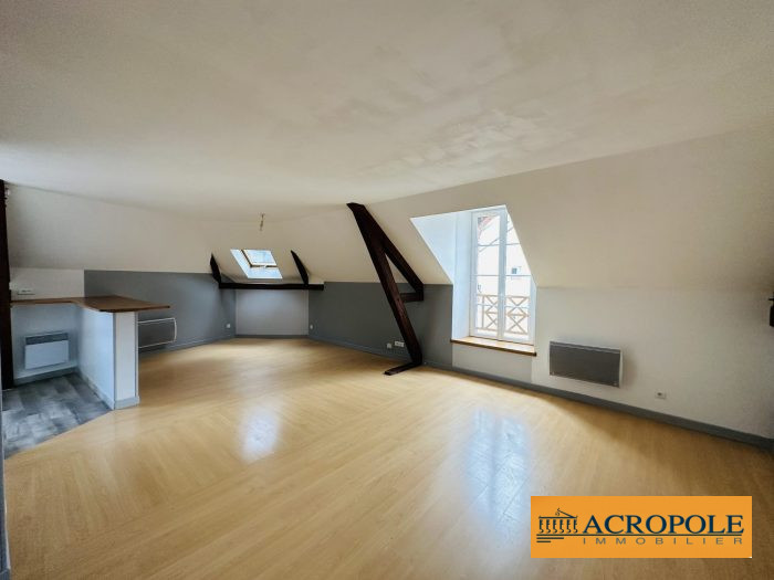 Immeuble à vendre, 242 m² - Aubigny-sur-Nère 18700