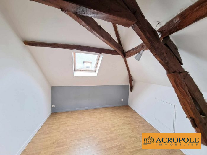 Immeuble à vendre, 70 m² - Coullons 45720