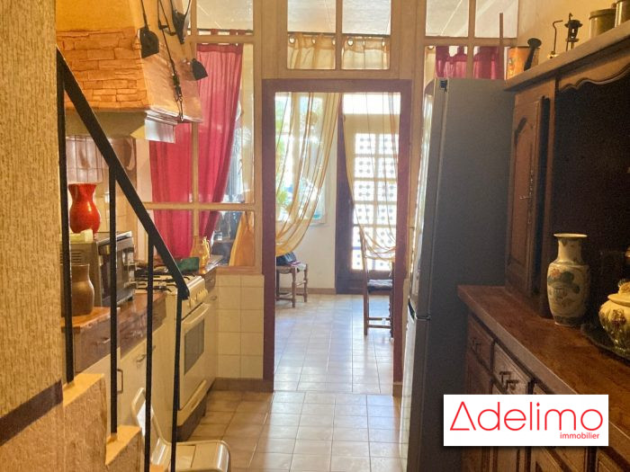 Maison ancienne à vendre, 6 pièces - Saint-Gilles 30800