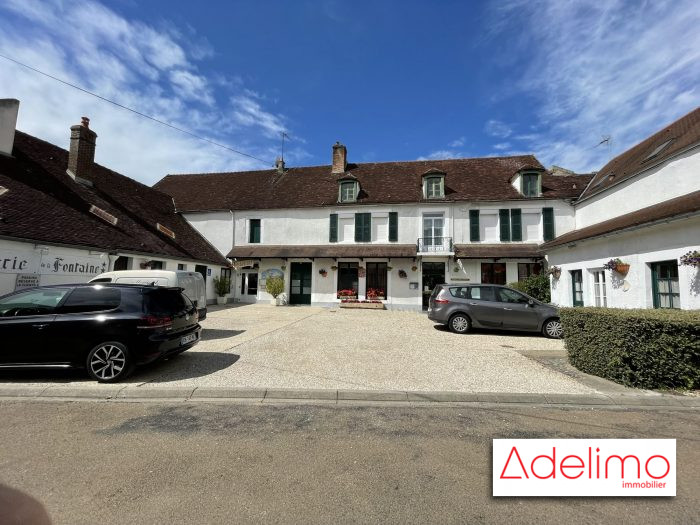 Local commercial à vendre, 597 m² - Accolay 89460