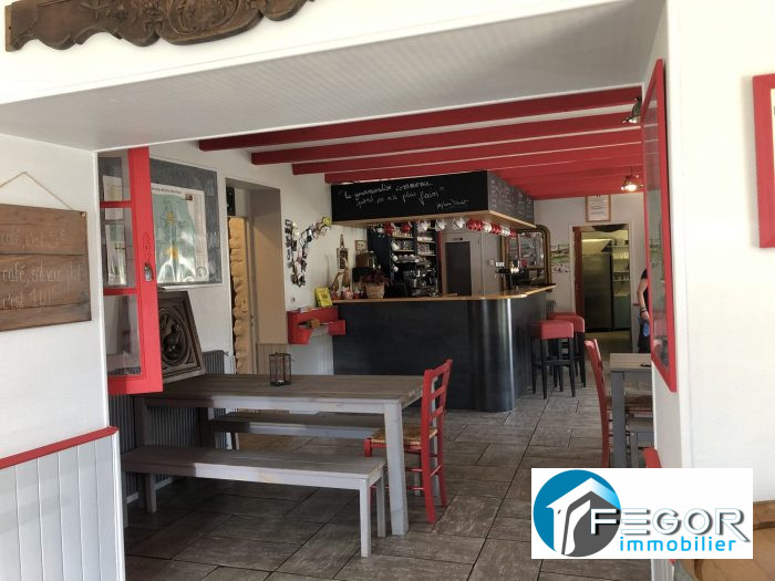 Restaurant, bar à vendre, 200 m² 50 places - Saint-Nazaire 44600