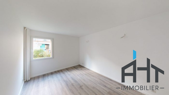 Appartement à louer, 3 pièces - Montrouge 92120