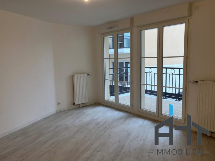 Appartement à louer, 2 pièces - Villiers-sur-Marne 94350