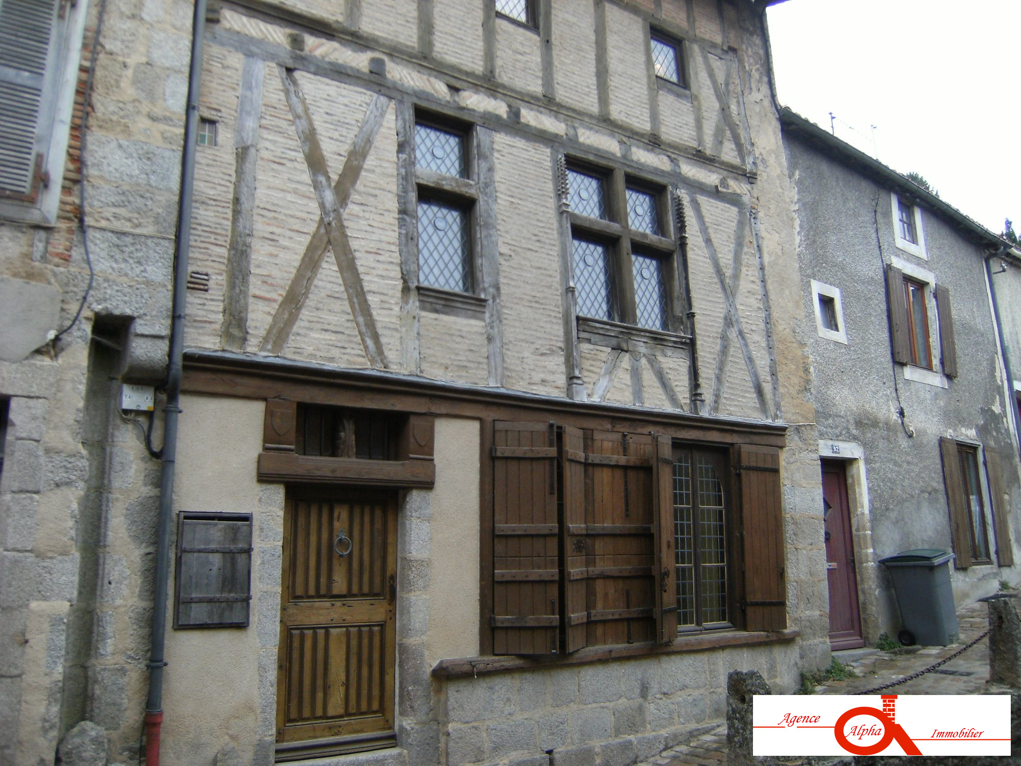 Location annuelle Appartement PARTHENAY 79200 Deux Svres FRANCE