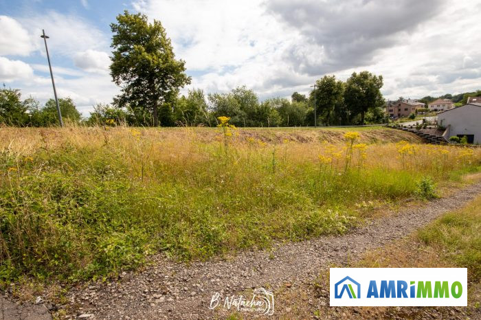 Terrain constructible à vendre, 08 a 46 ca - Crusnes 54680