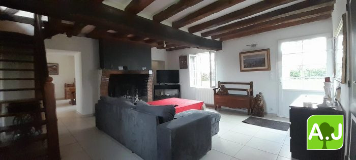 Maison ancienne à vendre, 5 pièces - Mesnils-sur-Iton 27240