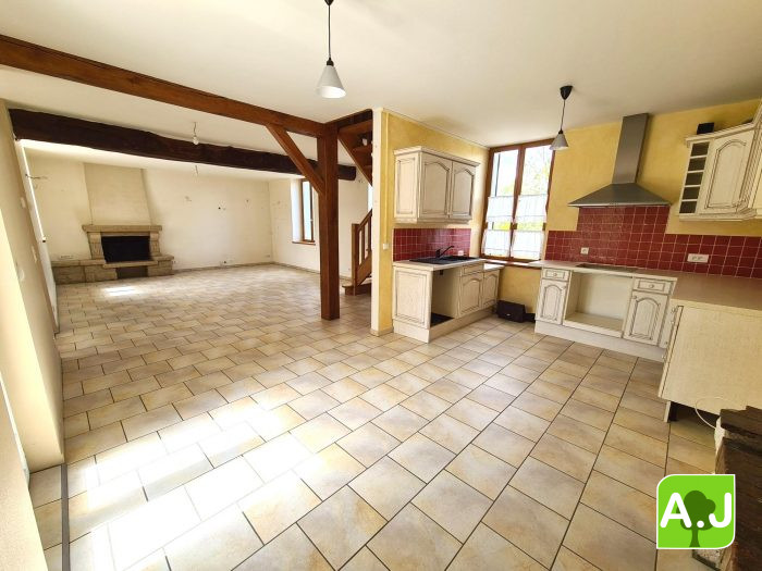 Maison mitoyenne 1 côté à vendre, 4 pièces - La Couture-Boussey 27750