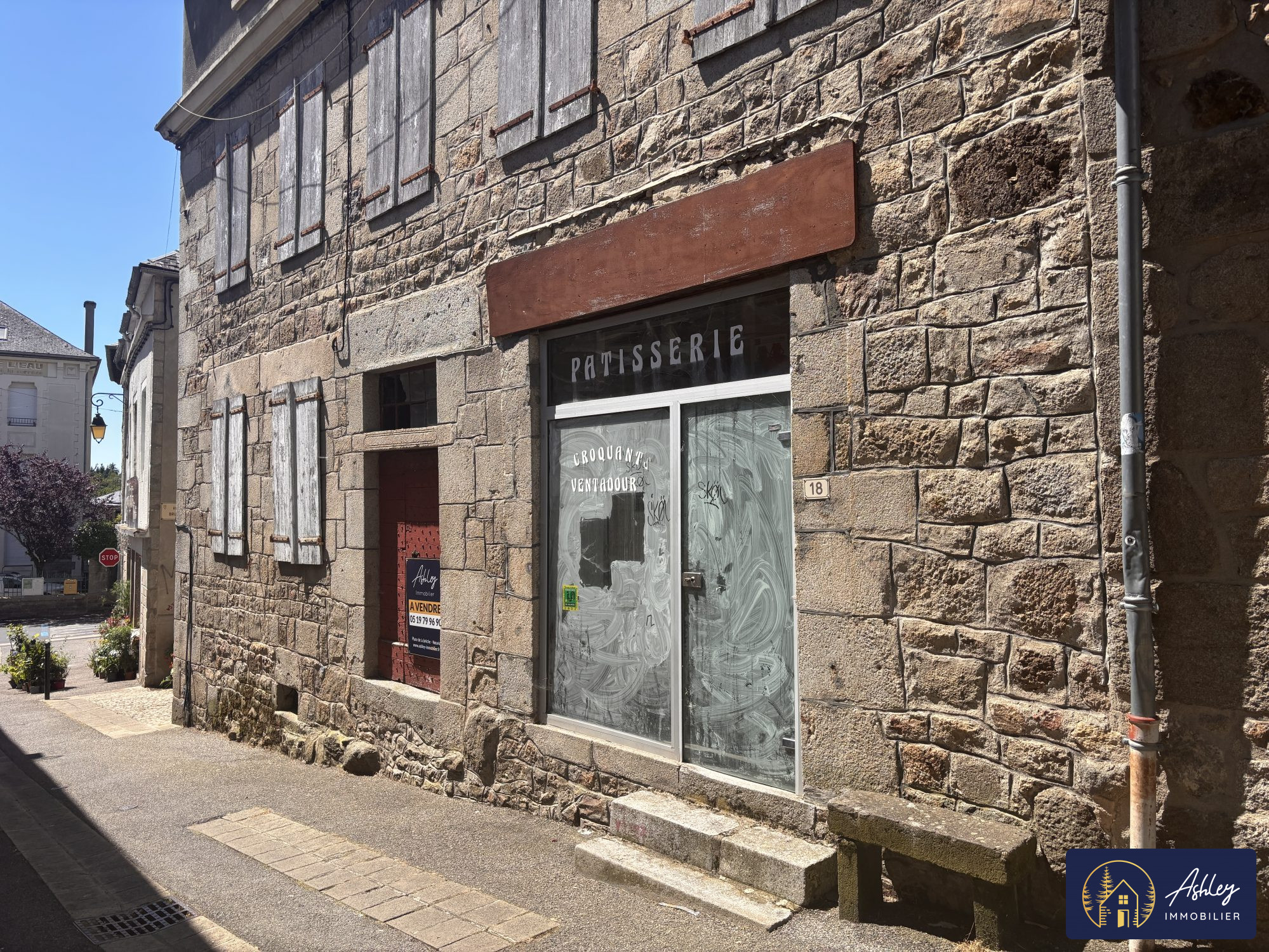 Vente Immeuble NEUVIC 19160 Corrze FRANCE