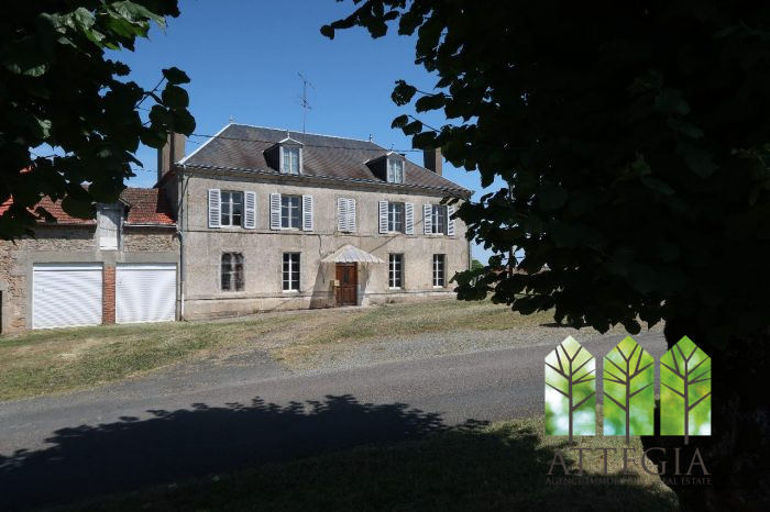 Maison bourgeoise à vendre, 10 pièces - Châtelus-Malvaleix 23270