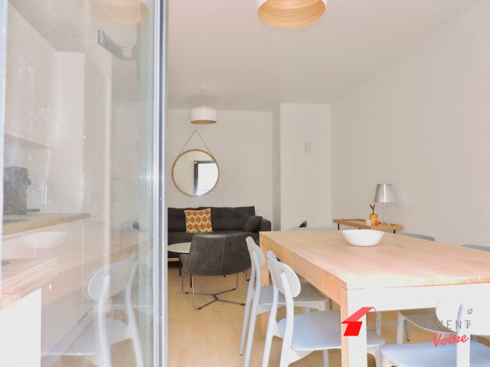 Appartement à louer, 3 pièces - Paris 75011