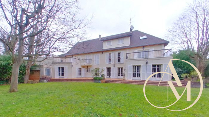 Maison traditionnelle à vendre, 12 pièces - Enghien-les-Bains 95880