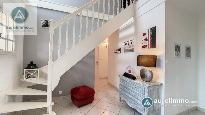 Maison individuelle à vendre, 8 pièces - Néris-les-Bains 03310