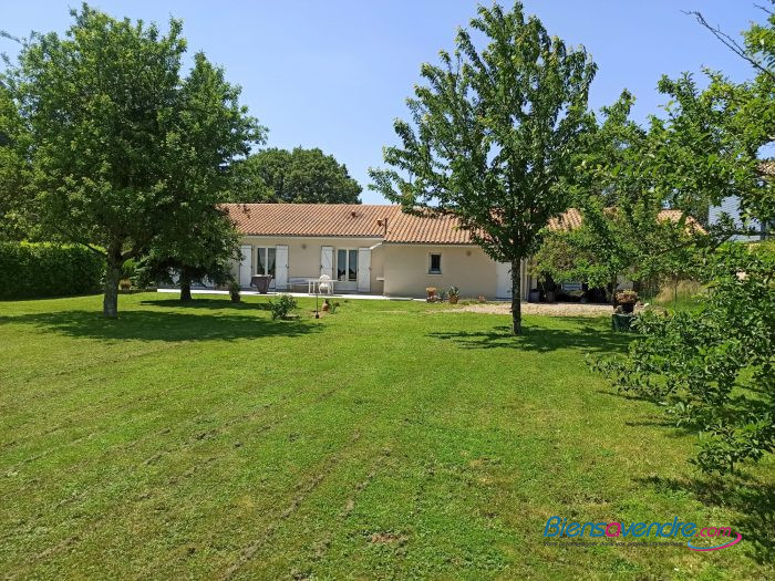 Maison plain-pied à vendre, 4 pièces - Sèvres-Anxaumont 86800