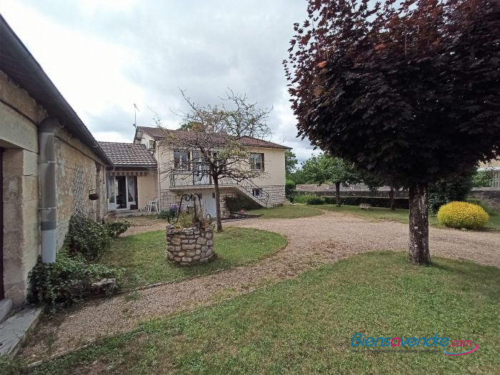 Maison traditionnelle à vendre, 5 pièces - Migné-Auxances 86440