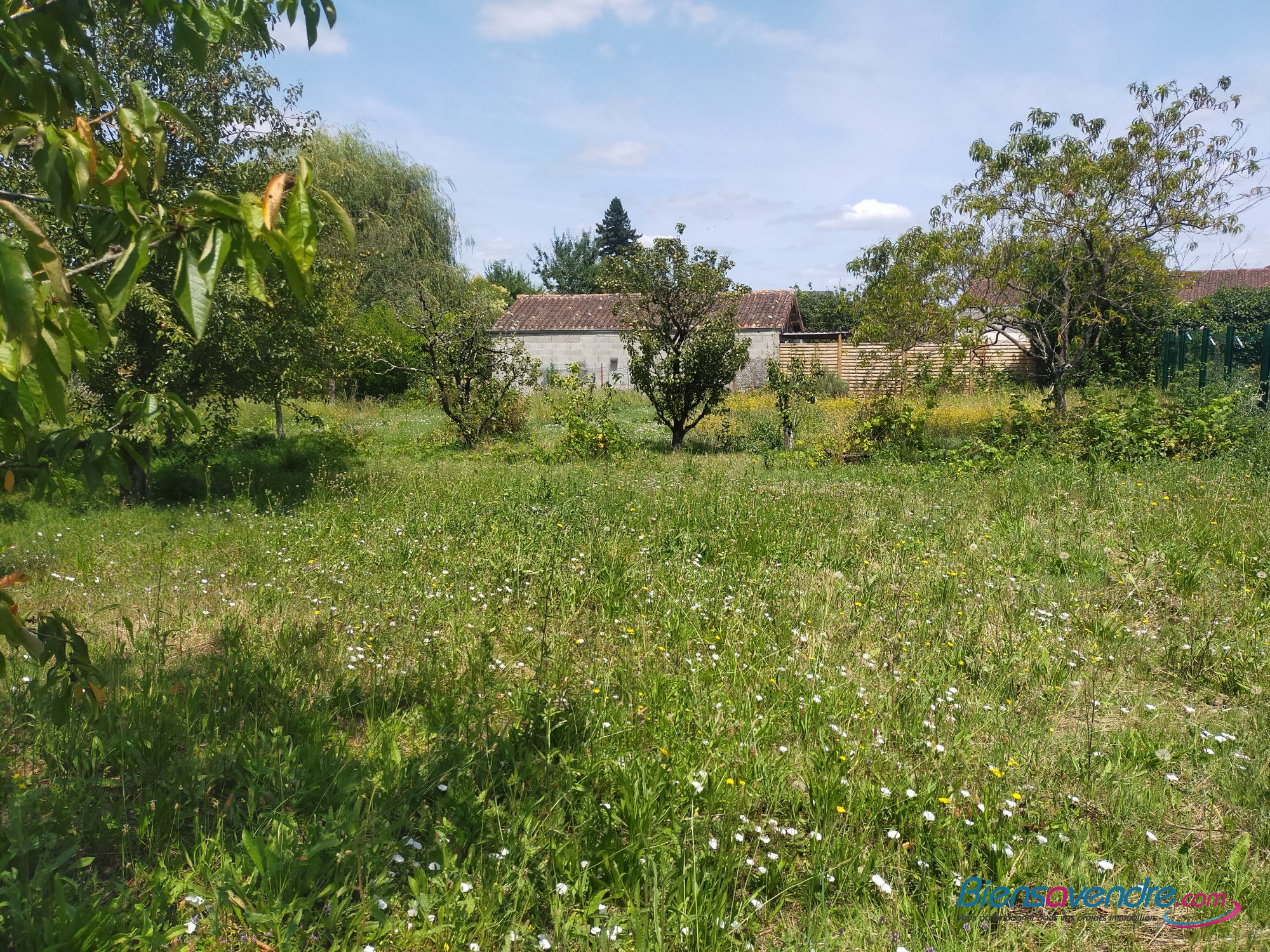 Vente Terrain SAINT-JULIEN-L ARS 86800 Vienne FRANCE